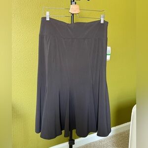 NWT’s Michael Michael Kors Brown Midi Pleated Skirt Size L